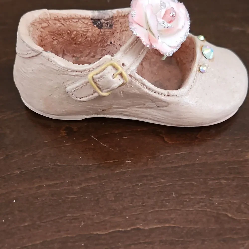 N/A charming vintage